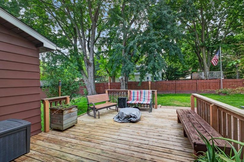 4015 Mary Ln NW, Rochester, MN 55901
