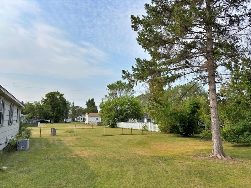 614 2nd St W, Park Rapids, MN 56470