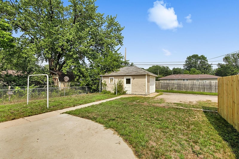 122 30th Ave N, Saint Cloud, MN 56303