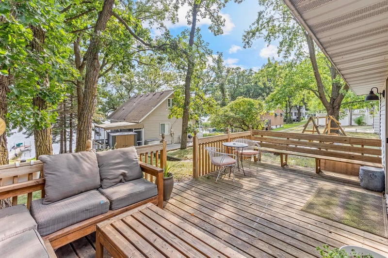 21484 Big Lake Rd, Richmond, MN 56368