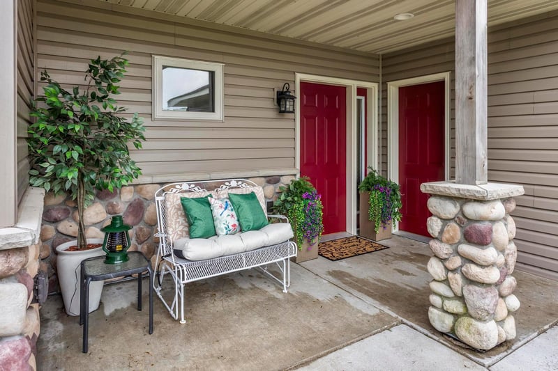 567 135th St NW, Monticello, MN 55362