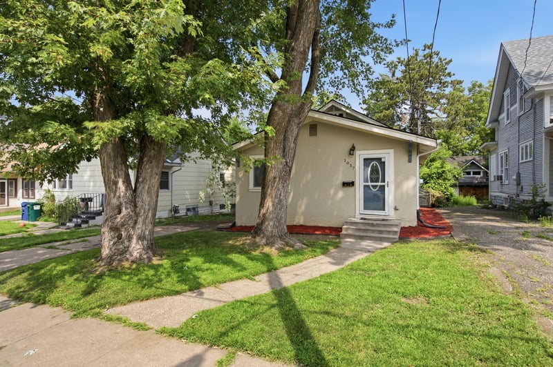 1037 Gould Ave NE, Columbia Heights, MN 55421