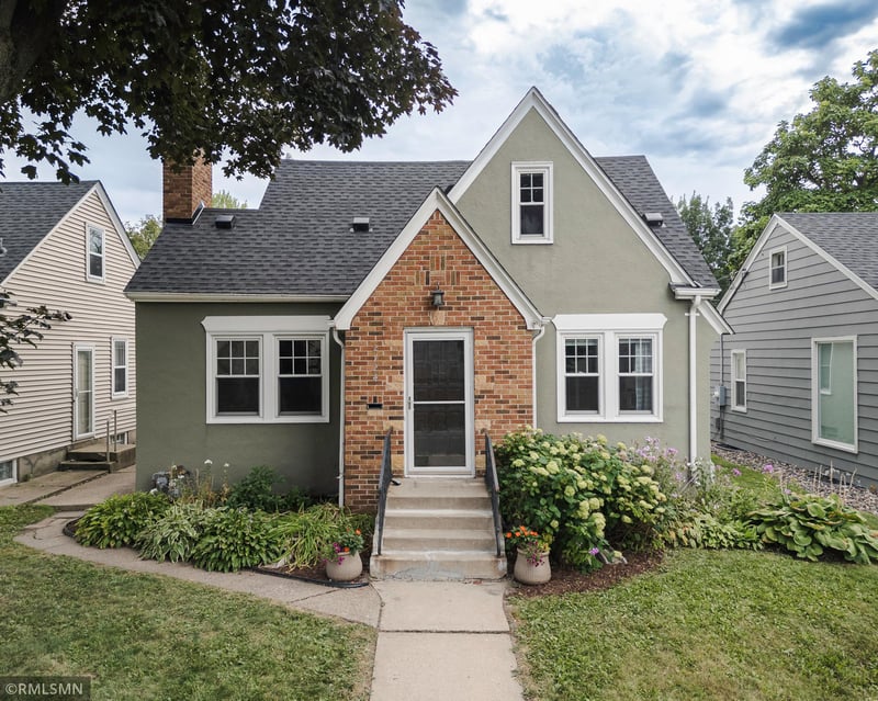 2724 Utica Ave S, Saint Louis Park, MN 55416
