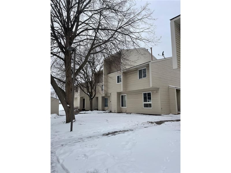 7824 Yates Ave N, Brooklyn Park, MN 55443