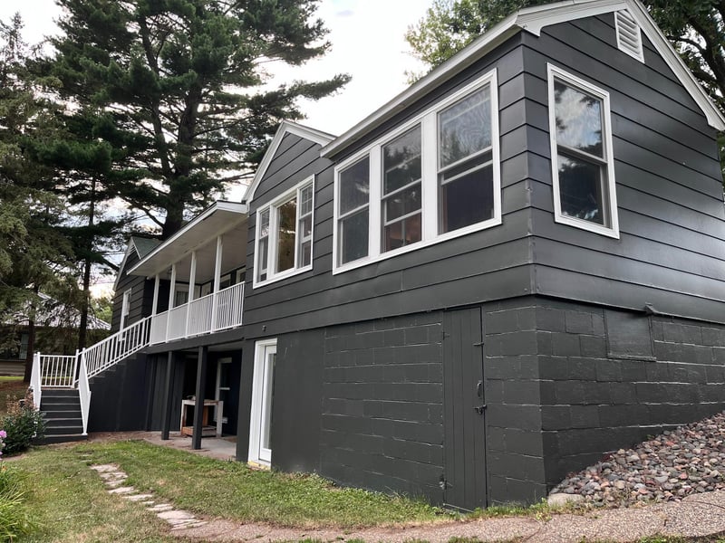 213 4th St, Mora, MN 55051