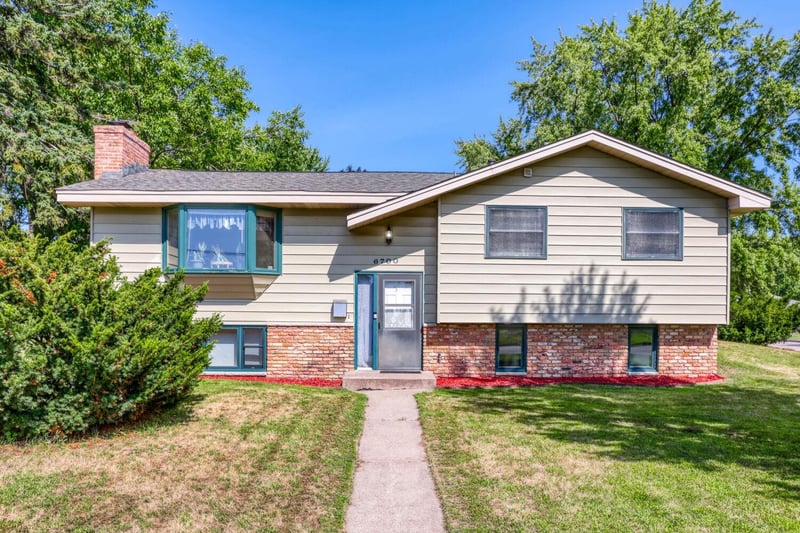 6700 Beard Ave N, Brooklyn Center, MN 55429