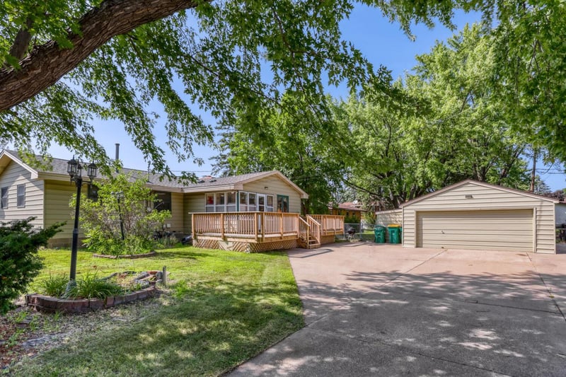 6700 Beard Ave N, Brooklyn Center, MN 55429