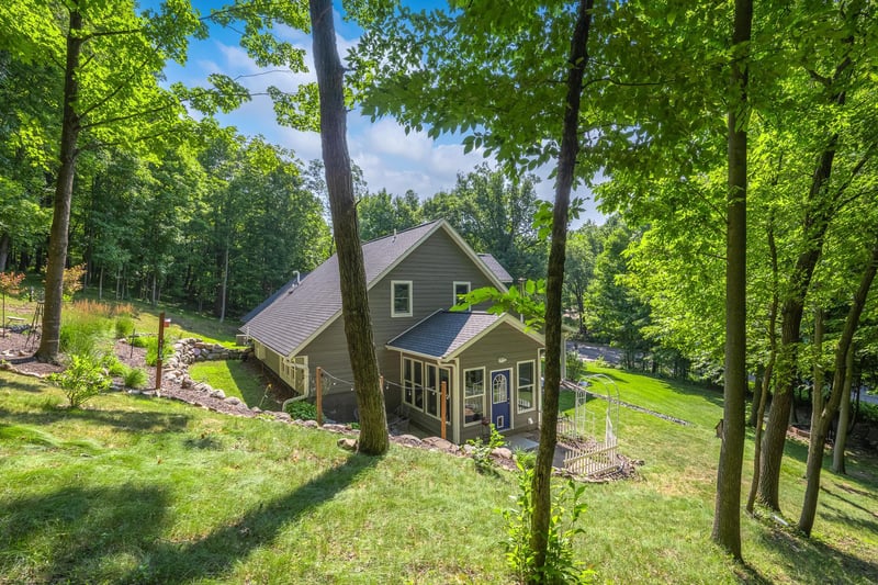 722 Old Highway 8, Saint Croix Falls, WI 54024