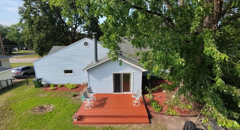 1716 Oakcrest Ave, Roseville, MN 55113