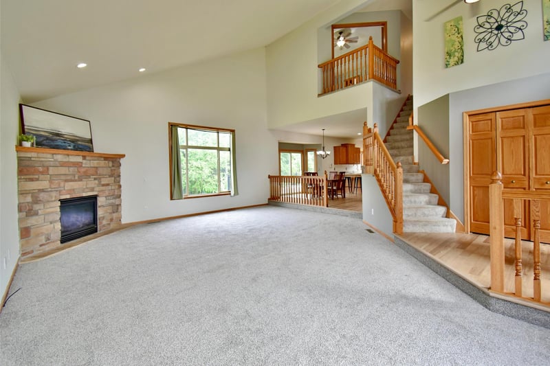 22608 Zion Pw NW, Oak Grove, MN 55005