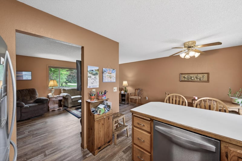 12515 Hummingbird St NW, Coon Rapids, MN 55448