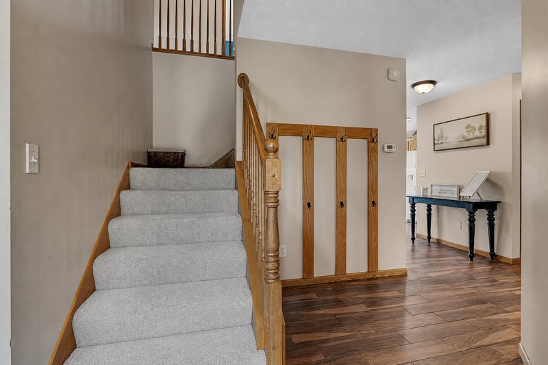 702 Northstar Dr, Sartell, MN 56377