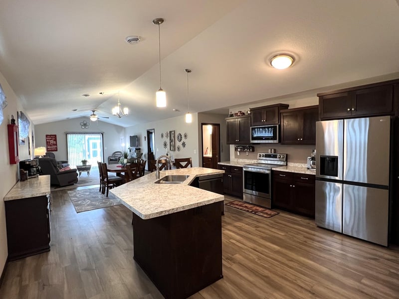 836 Holton Ave, Brainerd, MN 56401