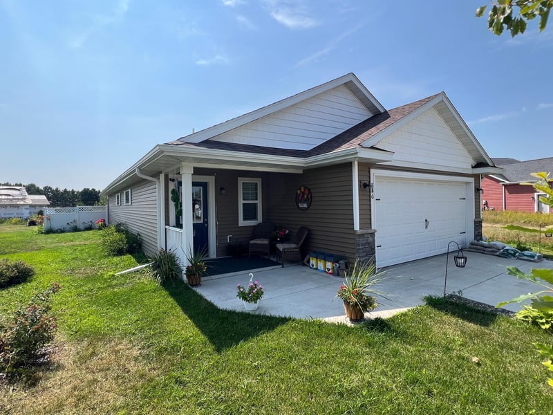836 Holton Ave, Brainerd, MN 56401
