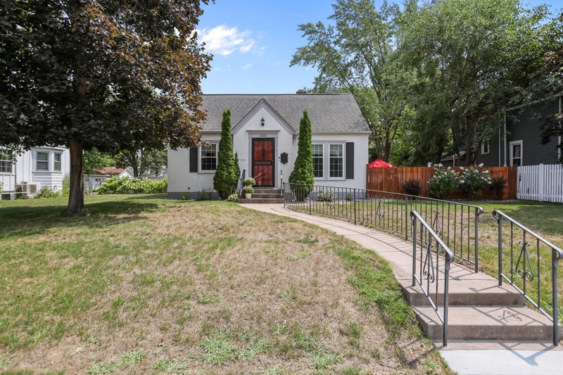 2226 Branch Ave, Anoka, MN 55303