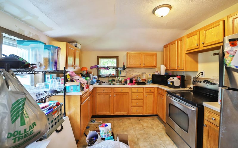 400 5th St SW, Little Falls, MN 56345
