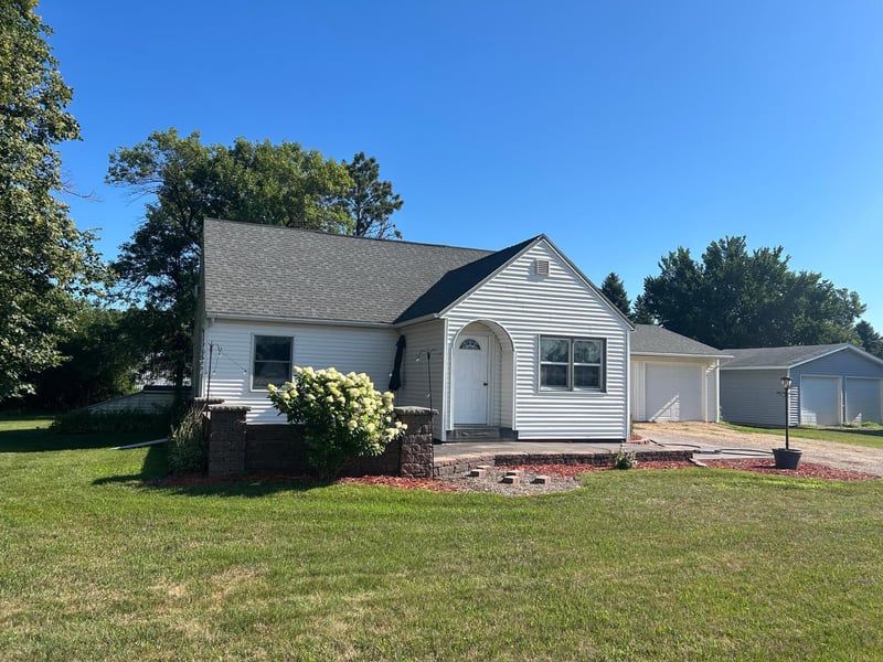 630 W Marsh St, Tyler, MN 56178