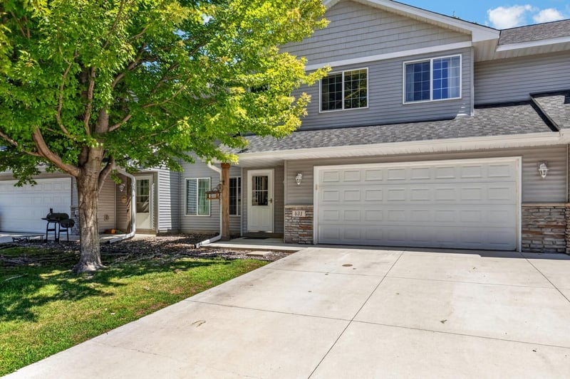 431 Cedar Pl, Maple Lake, MN 55358