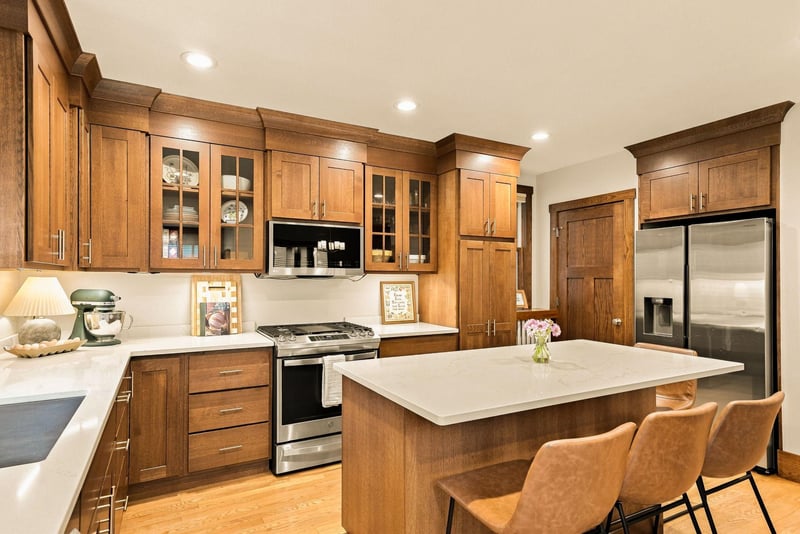 718 Manomin Ave, Saint Paul, MN 55107