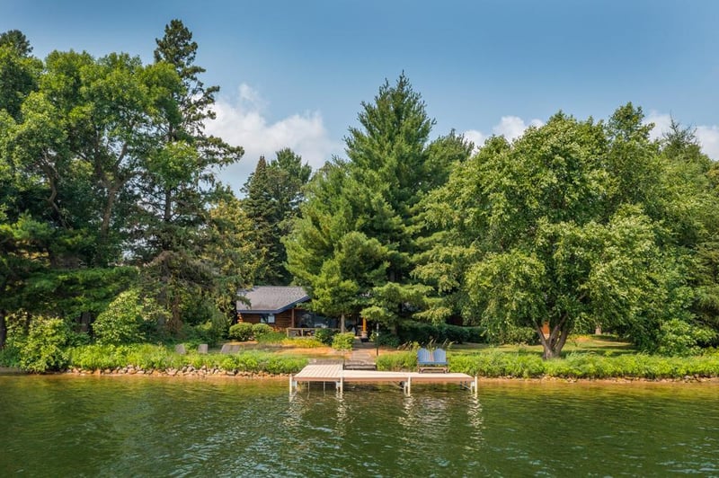1137 Schaefers Point Rd, Lake Shore, MN 56468