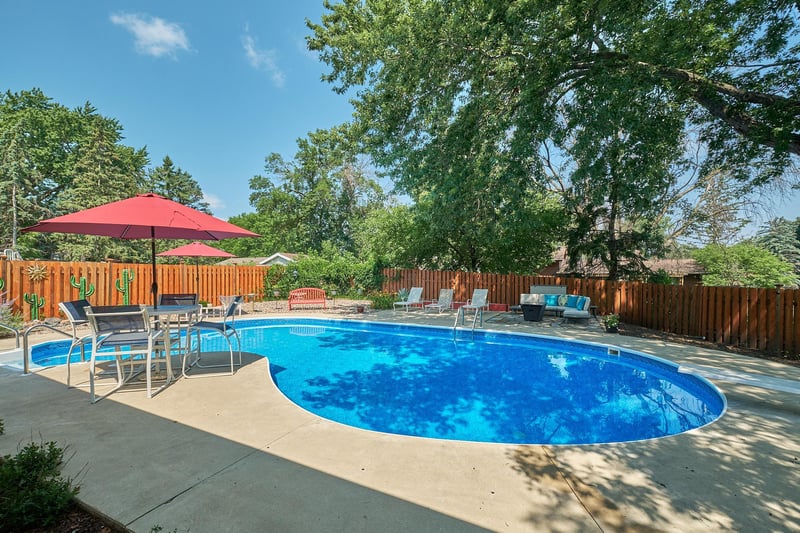 2435 Viking Ct NW, Rochester, MN 55901