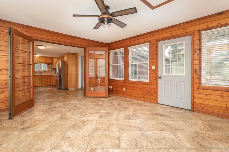 903 Park St, Alexandria, MN 56308