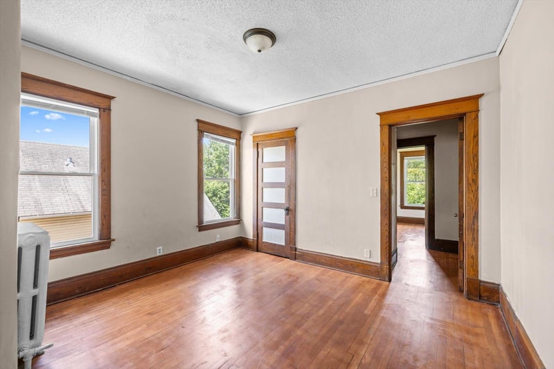 101 Litchfield St, Saint Paul, MN 55117