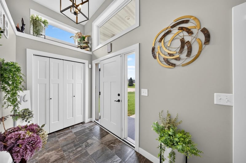 1102 14th Ave NW, Kasson, MN 55944