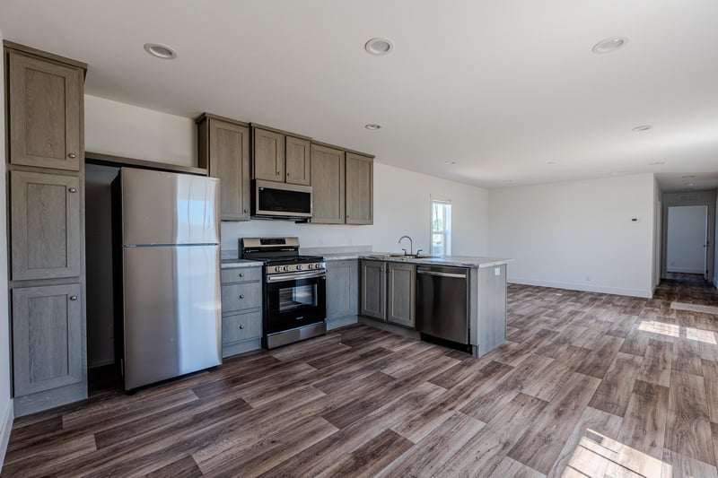 216 8th St NW, Dilworth, MN 56529