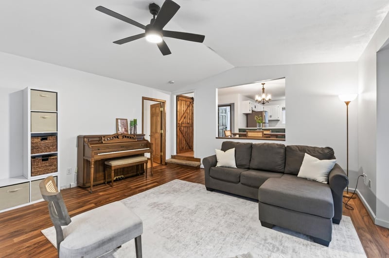 12005 Dogwood St, Zimmerman, MN 55398