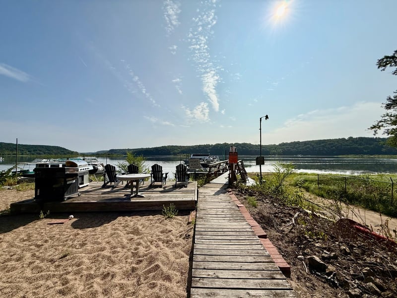 103 Lakeside Dr, Stillwater, MN 55082