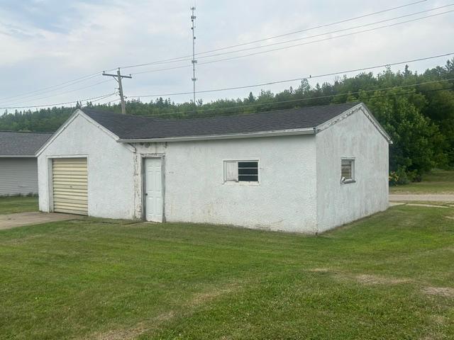 622 4th St, Nashwauk, MN 55769
