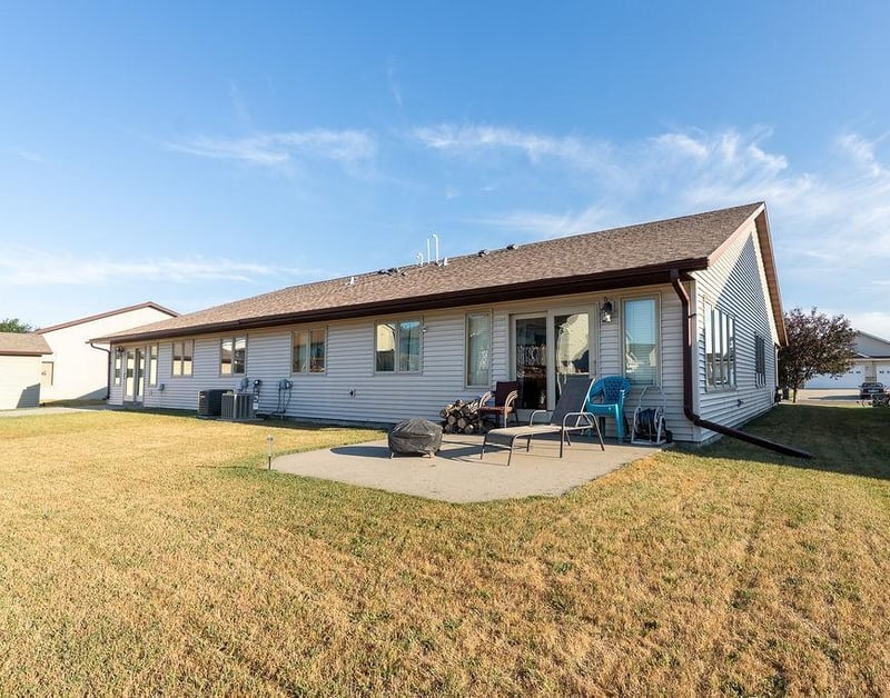 1105 Southwood Dr, Dilworth, MN 56529