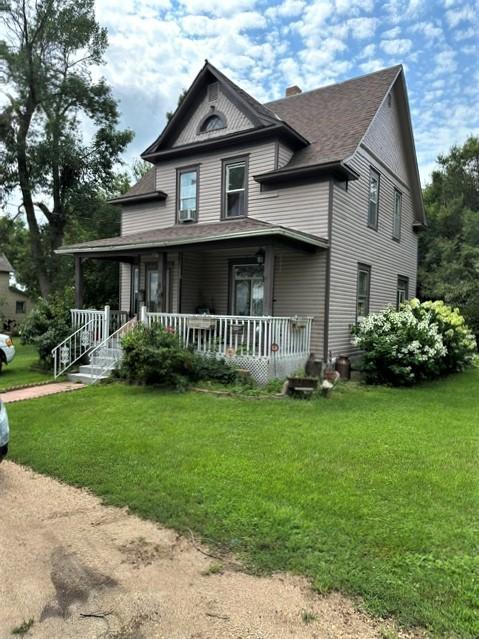 412 S 4th St, Milan, MN 56262