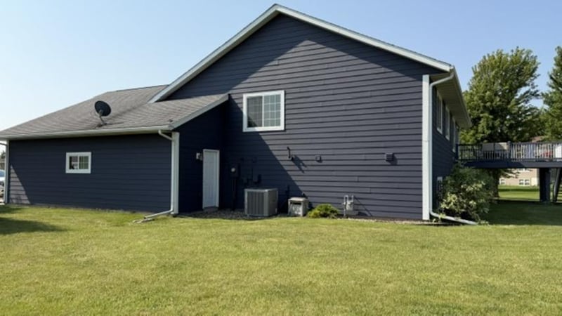 602 25th Ct NE, Waseca, MN 56093