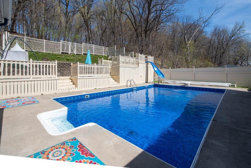 492 Marvin Blvd, North Mankato, MN 56003