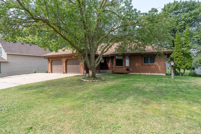 509 Main St S, Lonsdale, MN 55046