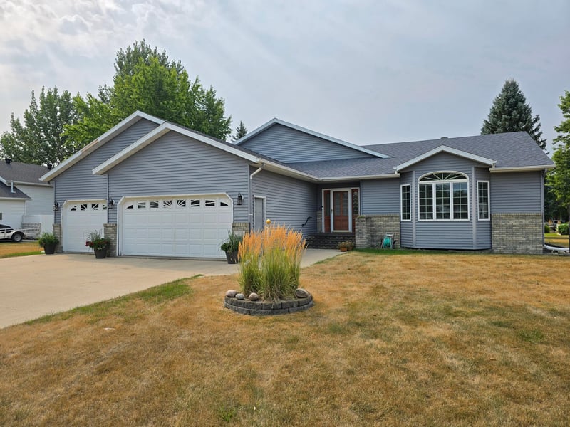 1101 5th Ave SE, Barnesville, MN 56514