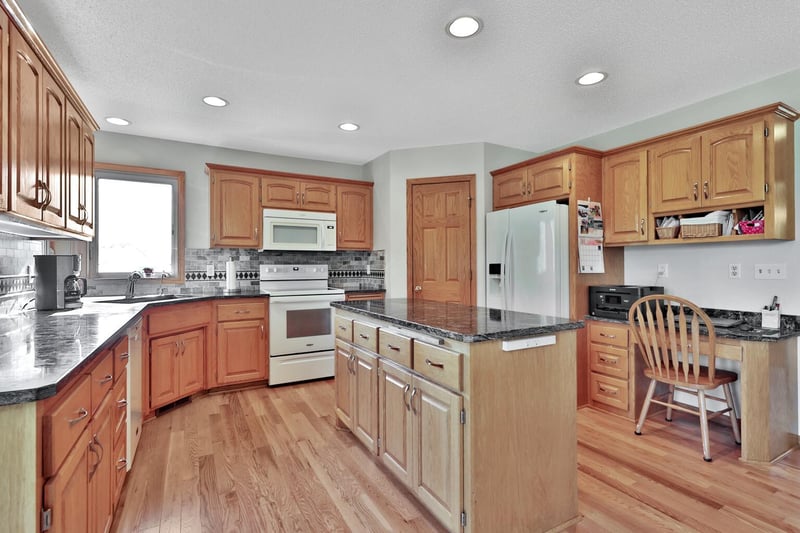 19710 Hunters Rg, Corcoran, MN 55374