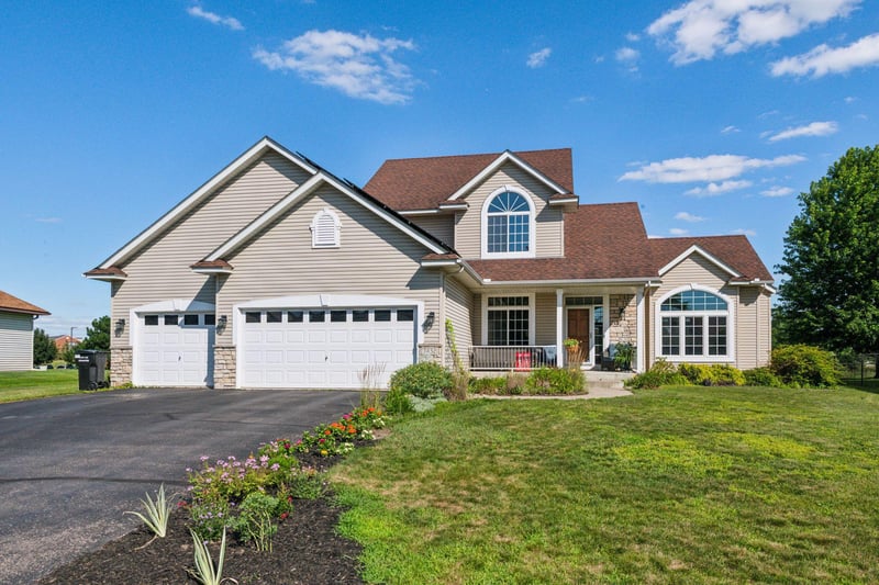 7432 Whitehall Rd, Shakopee, MN 55379