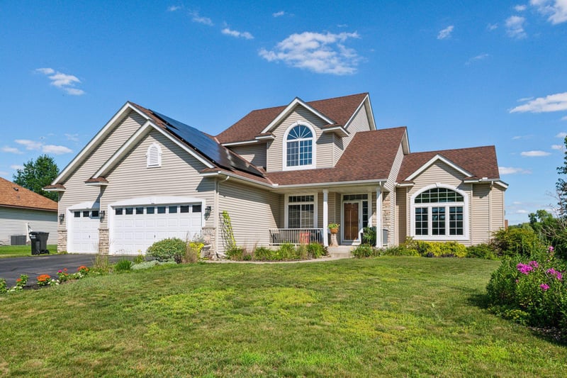 7432 Whitehall Rd, Shakopee, MN 55379