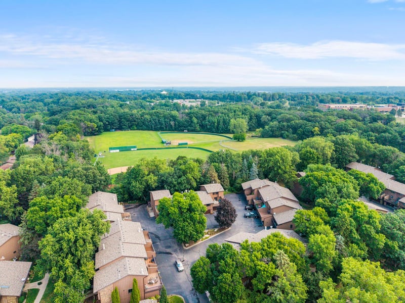2628 Sumac Rg, White Bear Lake, MN 55110