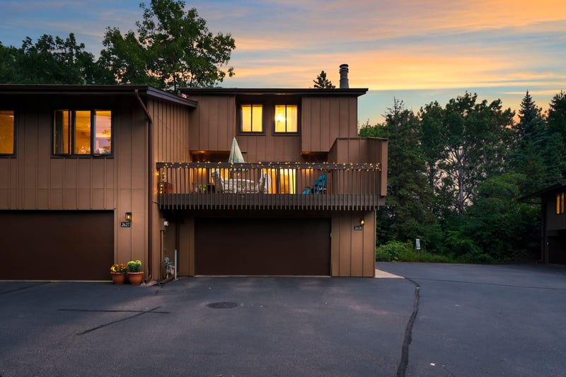 2628 Sumac Rg, White Bear Lake, MN 55110