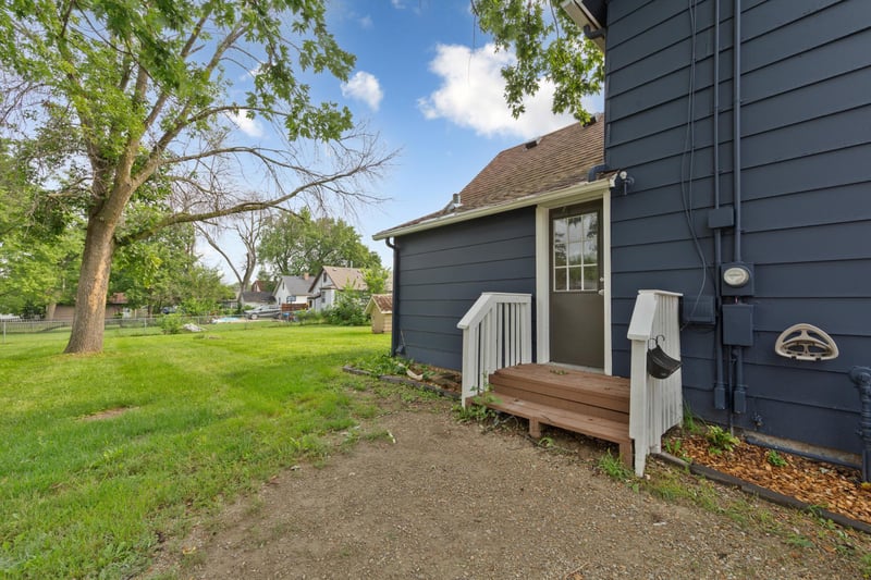 210 W Holly St, Owatonna, MN 55060