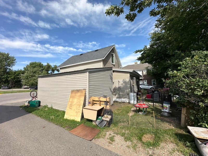 314 4th St E, Thief River Falls, MN 56701