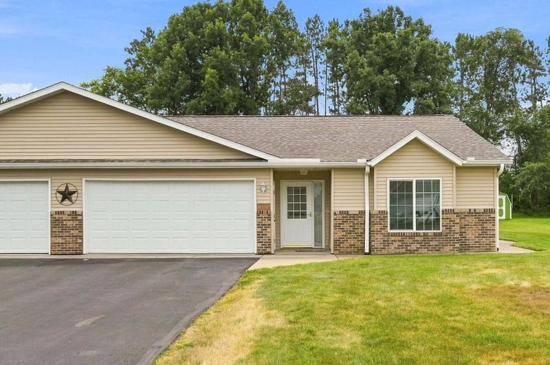 W1105 Whitetail Rn, Spring Valley, WI 54767