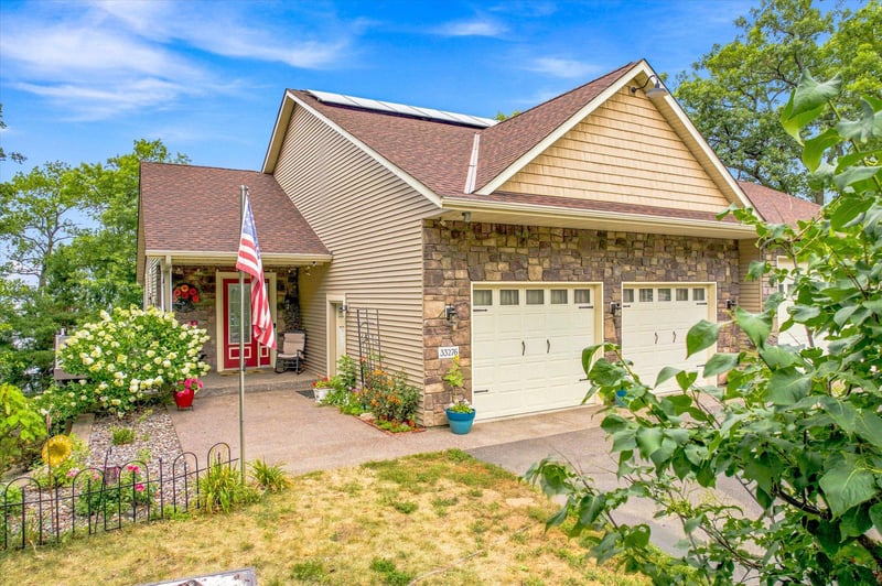 33276 Xenon Dr NW, Princeton, MN 55371