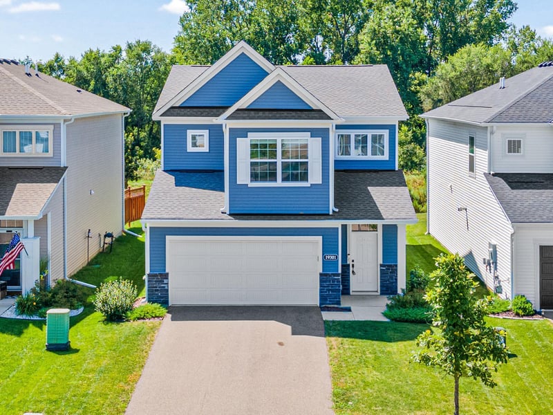 19301 Crystal Ter, Farmington, MN 55024