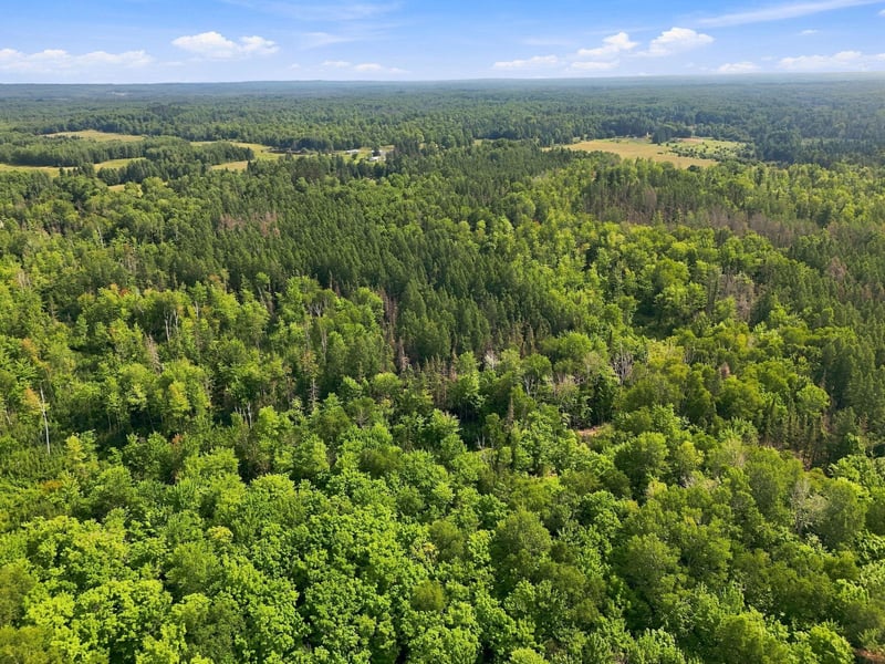 5197 E Koenen Rd, South Range, WI 54874