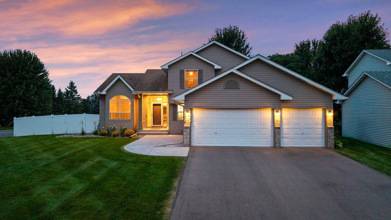 14974 Hillside Trl, Savage, MN 55378